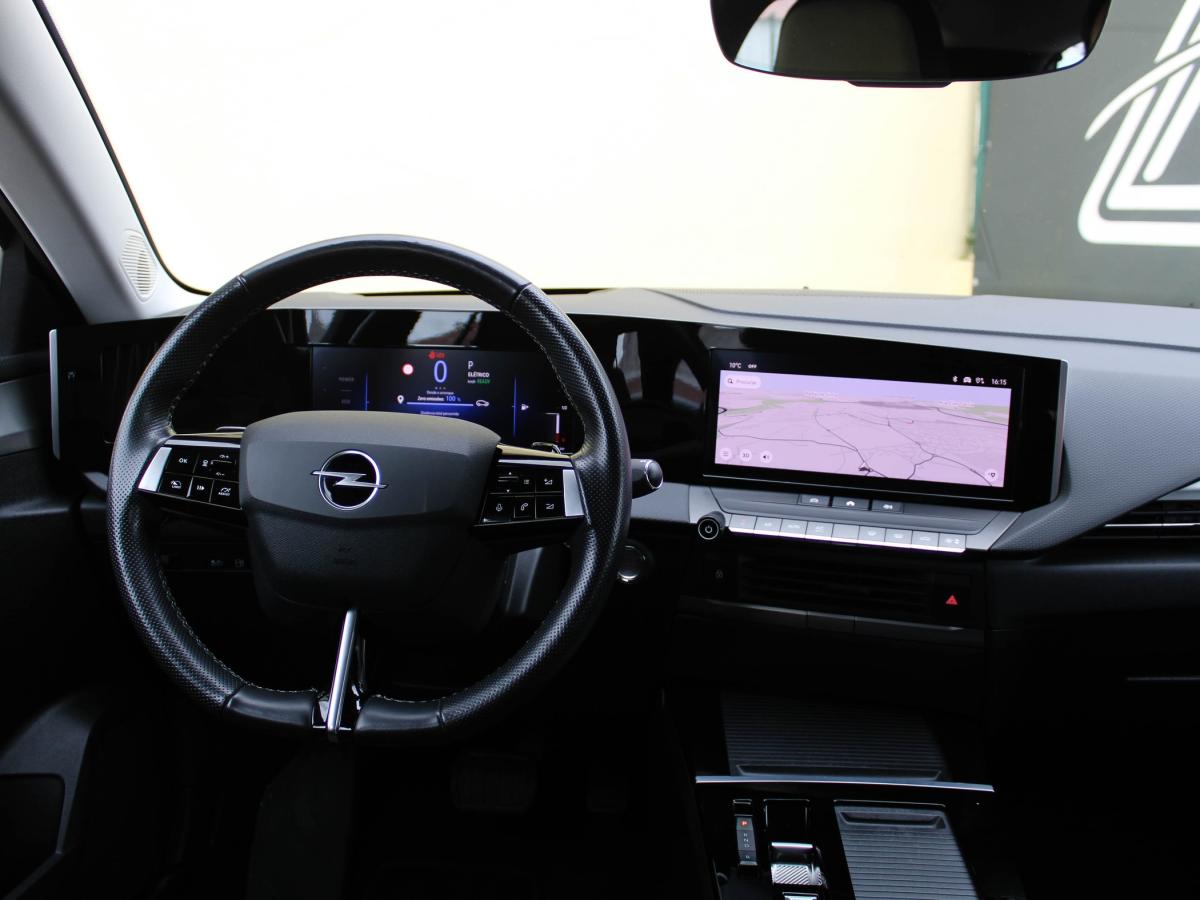 opel-astra-2023-hibrido-a-gasolina-1598cc