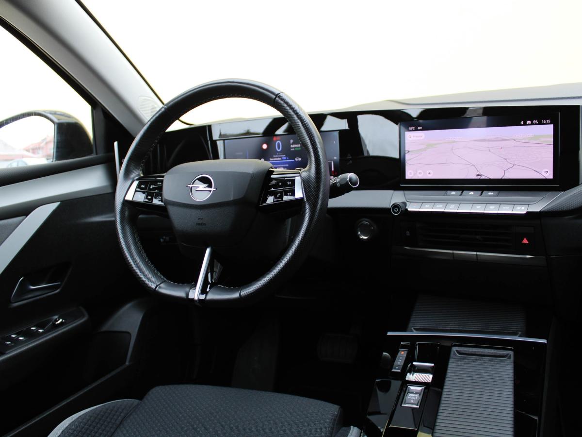 opel-astra-2023-hibrido-a-gasolina-1598cc