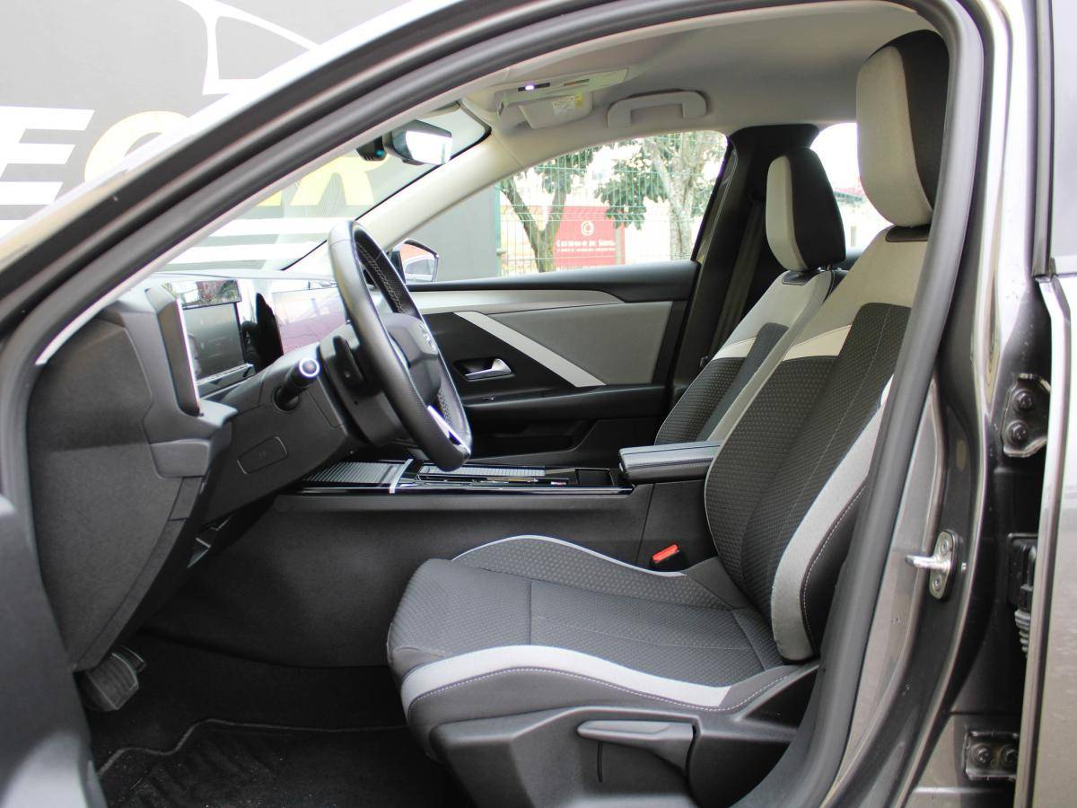 opel-astra-2023-hibrido-a-gasolina-1598cc