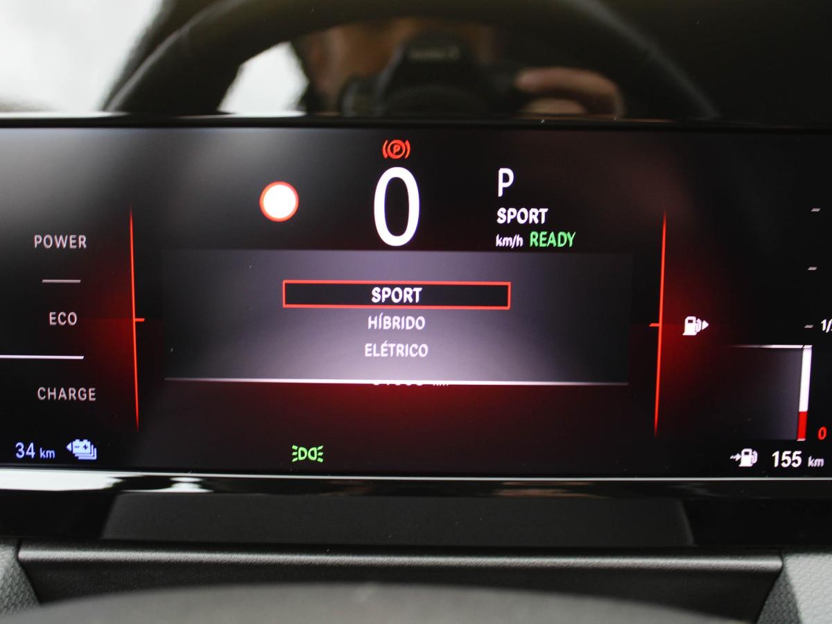 opel-astra-2023-hibrido-a-gasolina-1598cc