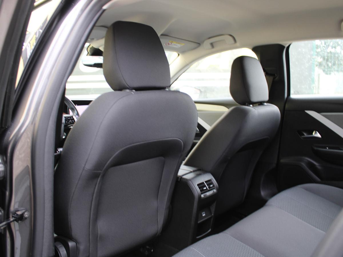 opel-astra-2023-hibrido-a-gasolina-1598cc