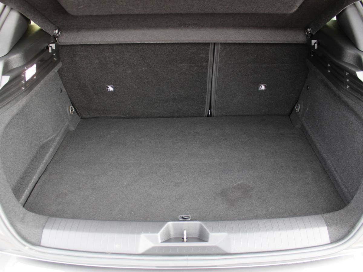 opel-astra-2023-hibrido-a-gasolina-1598cc