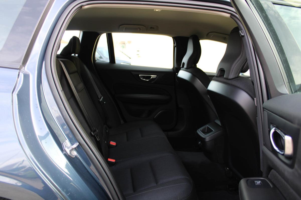 volvo-v60-2019-diesel-1969cc