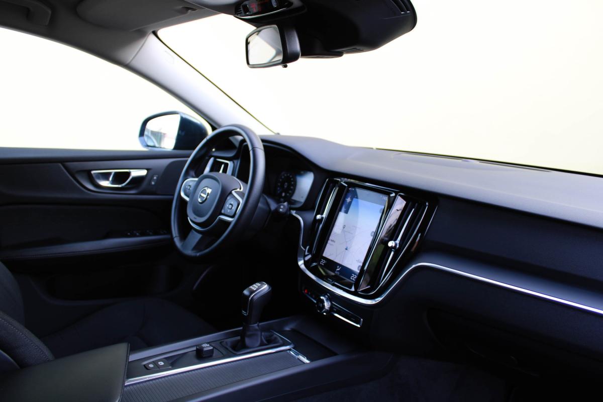 volvo-v60-2019-diesel-1969cc