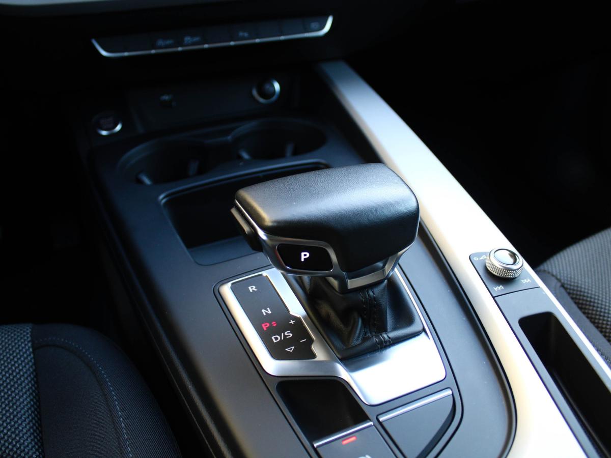 audi-a4-avant-2024-diesel-1968cc