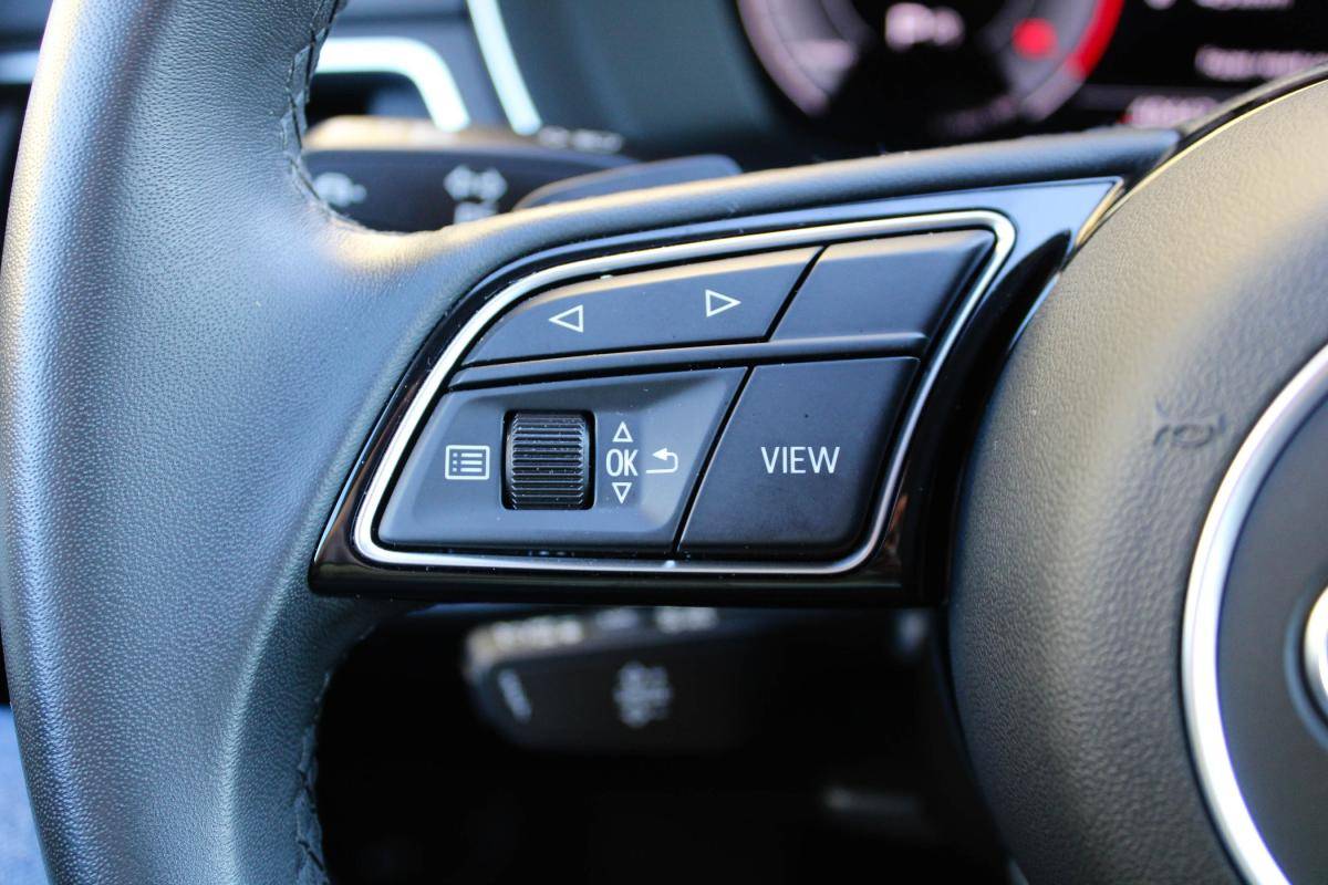 audi-a4-avant-2024-diesel-1968cc