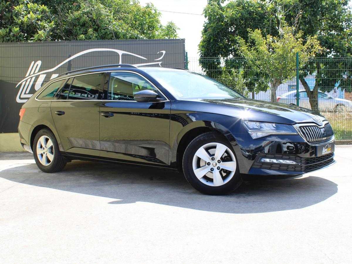 skoda-superb-2022-diesel-1968cc