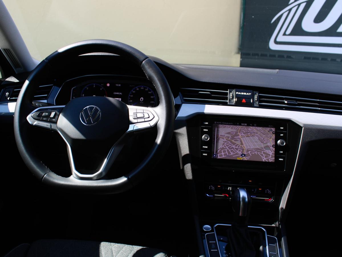volkswagen-passat-variant-2023-diesel-1968cc