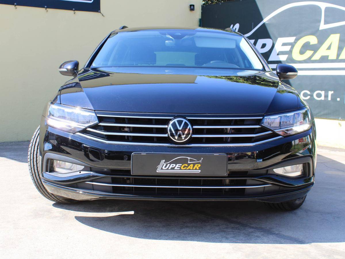 volkswagen-passat-variant-2023-diesel-1968cc