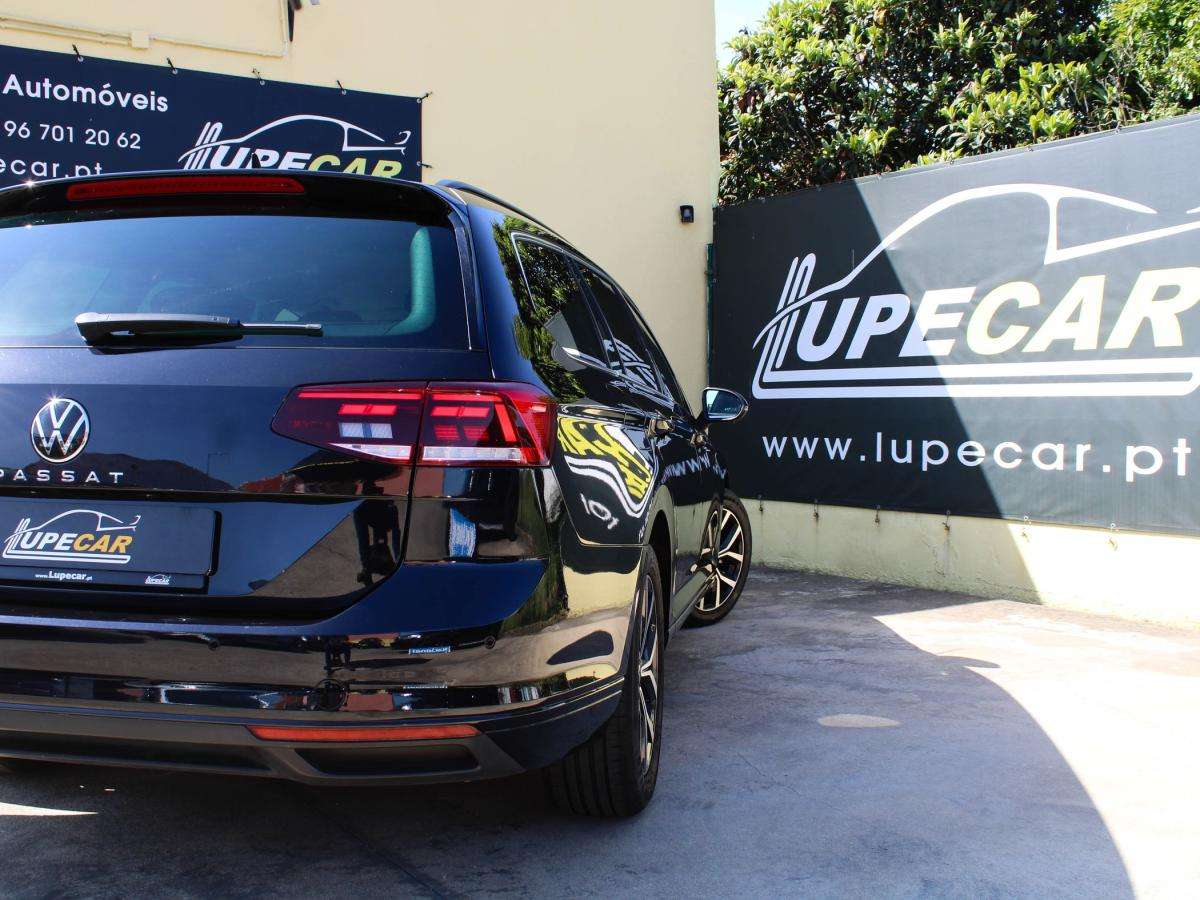 volkswagen-passat-variant-2023-diesel-1968cc