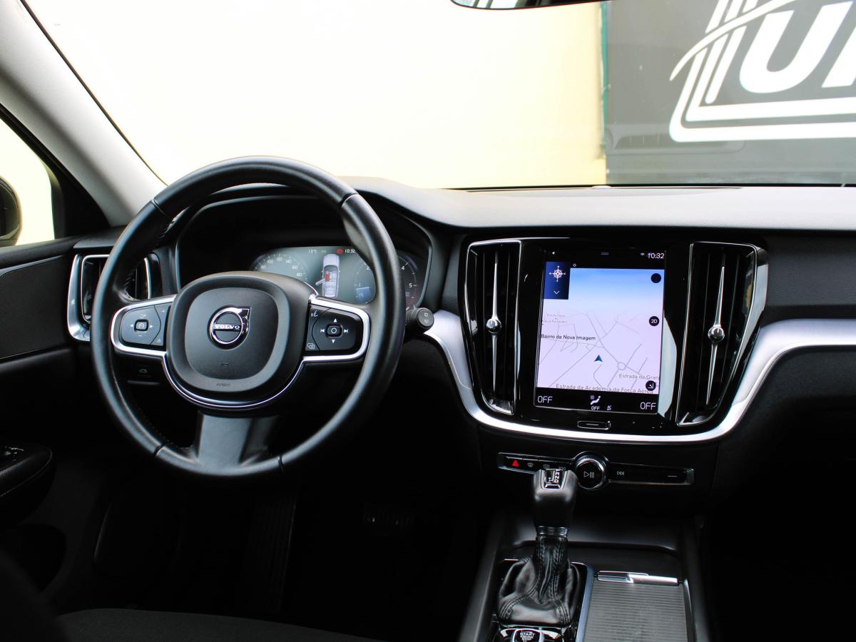 volvo-v60-2020-diesel-1969cc
