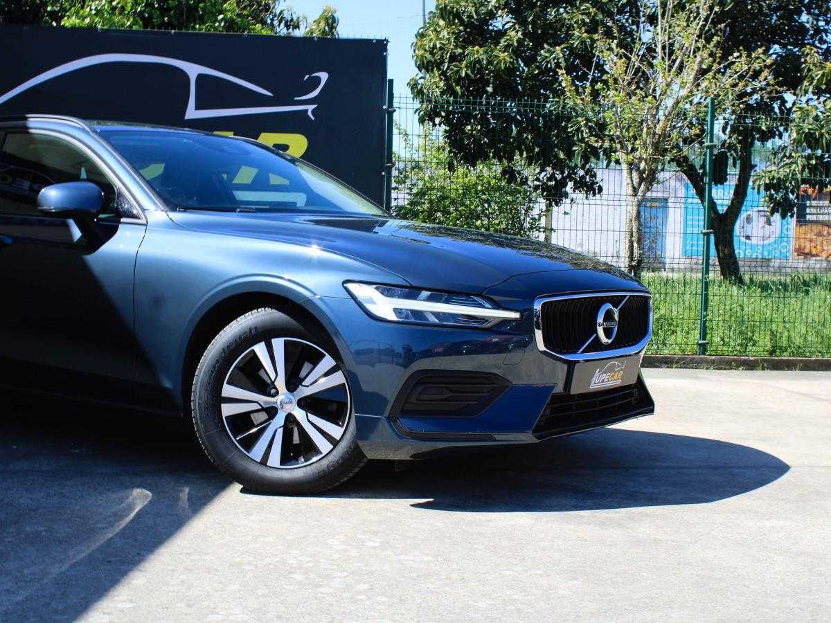 volvo-v60-2019-diesel-1969cc