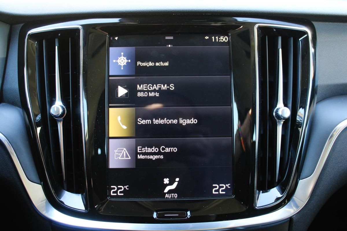volvo-v60-2019-diesel-1969cc