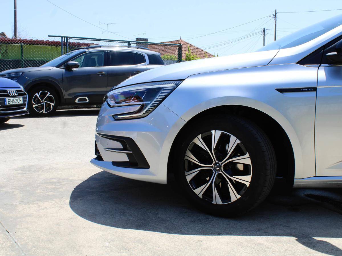 renault-megane-sport-tourer-2022-diesel-1461cc