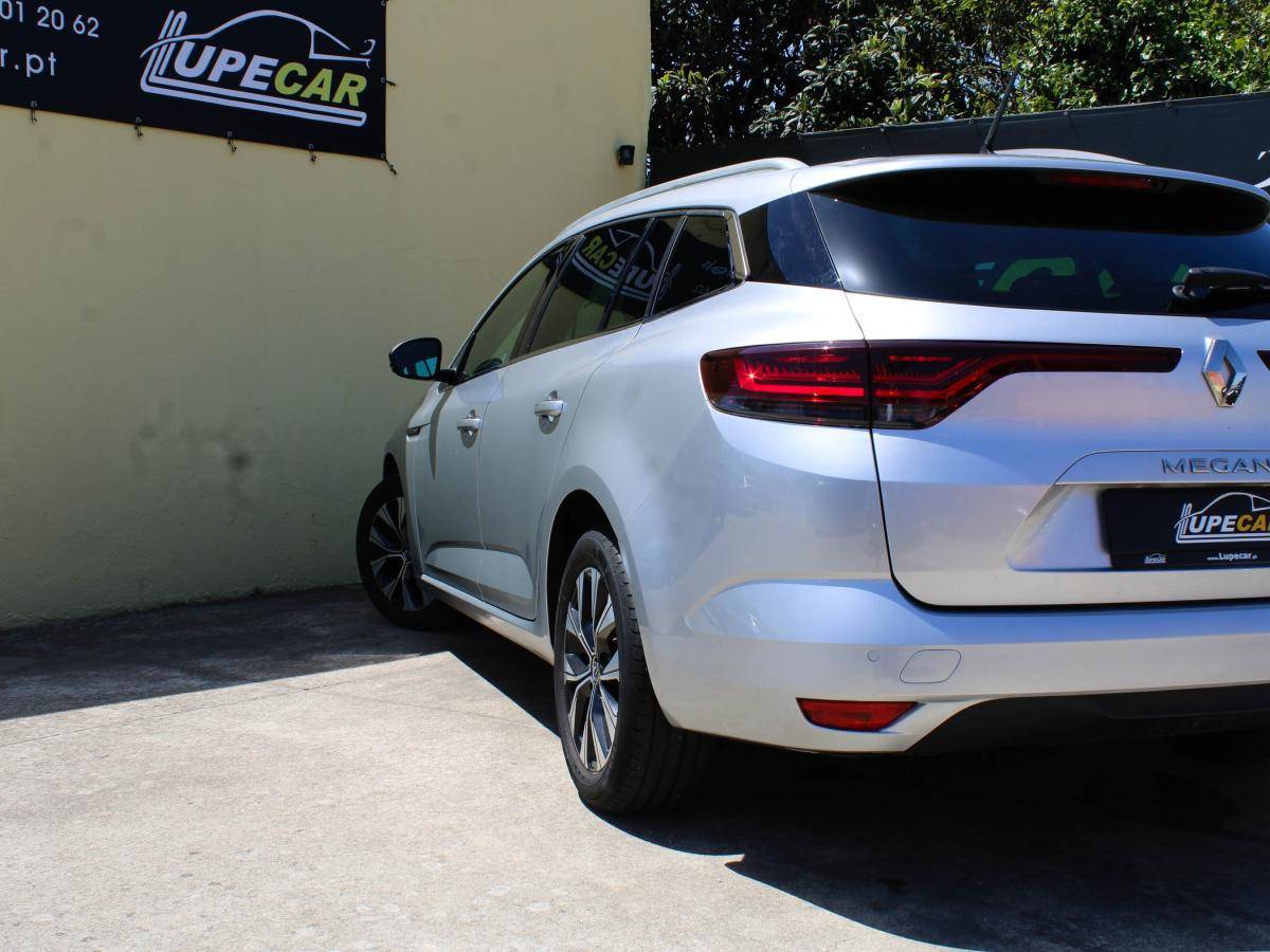 renault-megane-sport-tourer-2022-diesel-1461cc