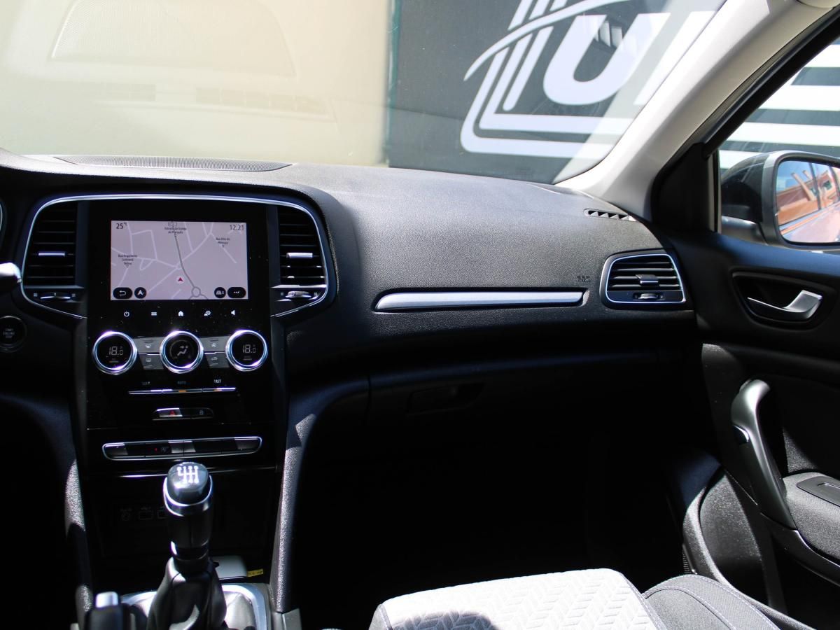 renault-megane-sport-tourer-2022-diesel-1461cc