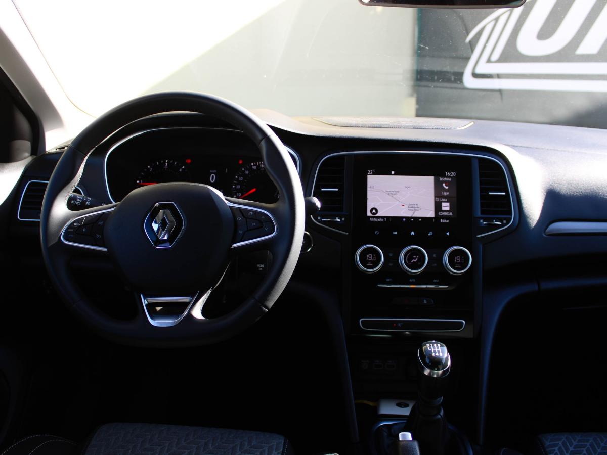 renault-megane-2022-diesel-1461cc