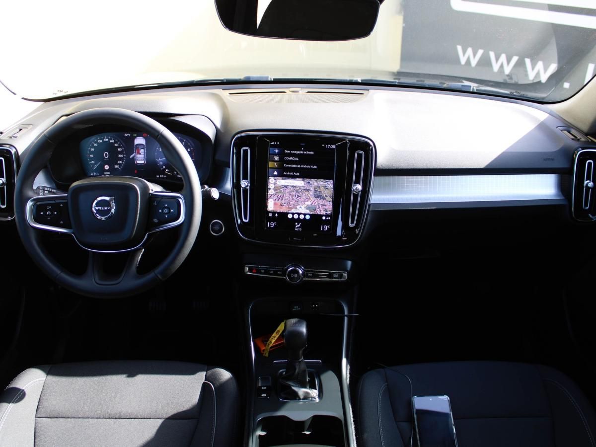 volvo-xc40-2022-gasolina-1477cc