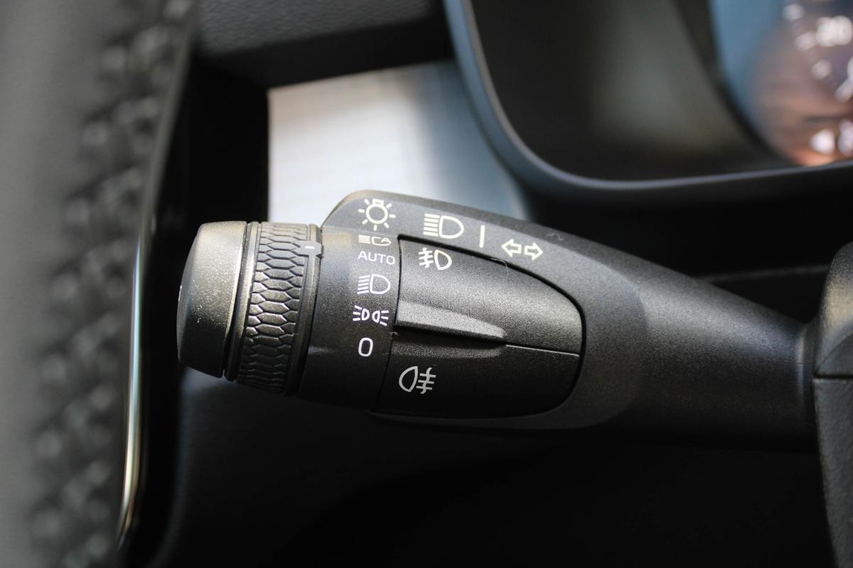 volvo-xc40-2022-gasolina-1477cc