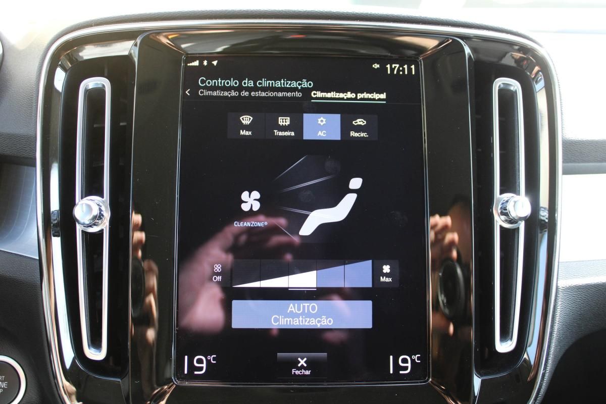 volvo-xc40-2022-gasolina-1477cc