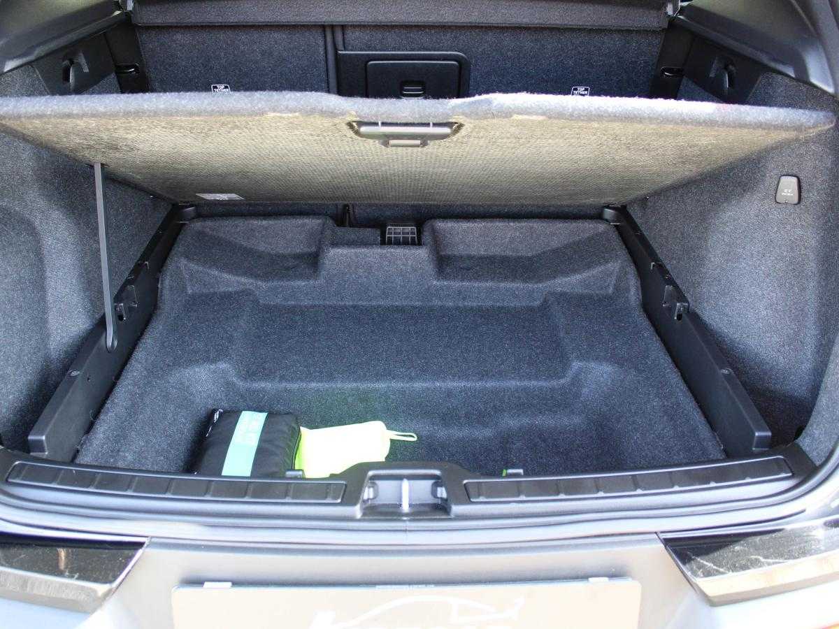 volvo-xc40-2022-gasolina-1477cc