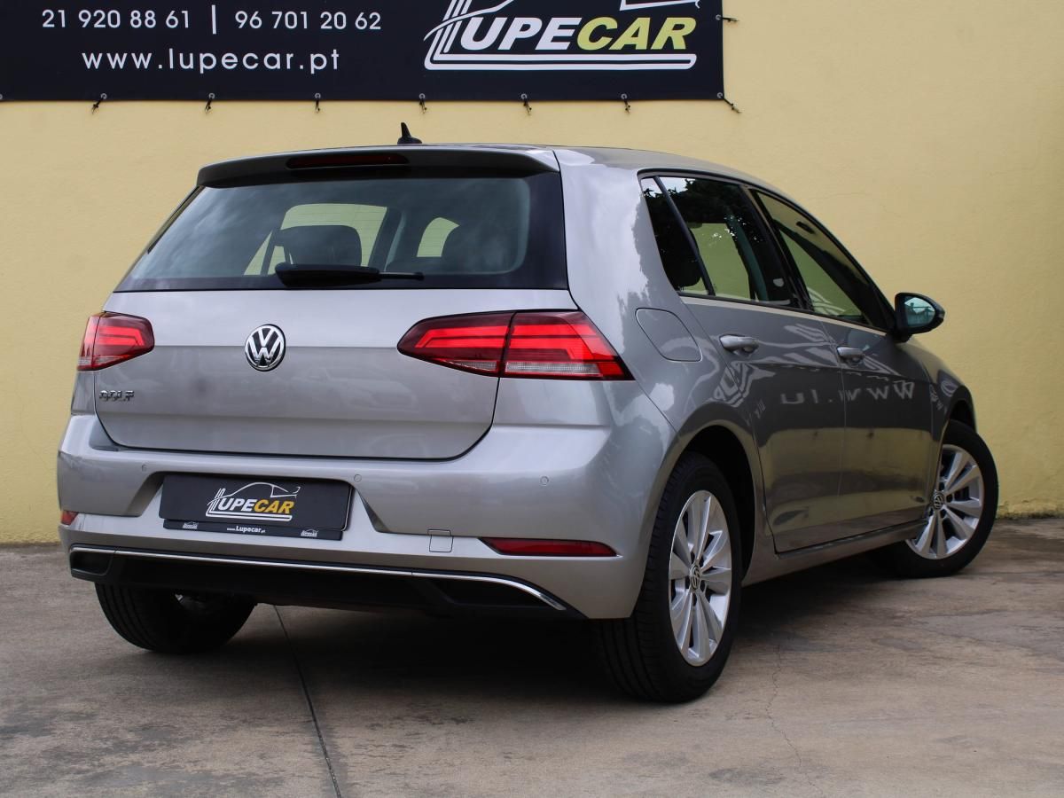 volkswagen-golf-2018-diesel-1598cc
