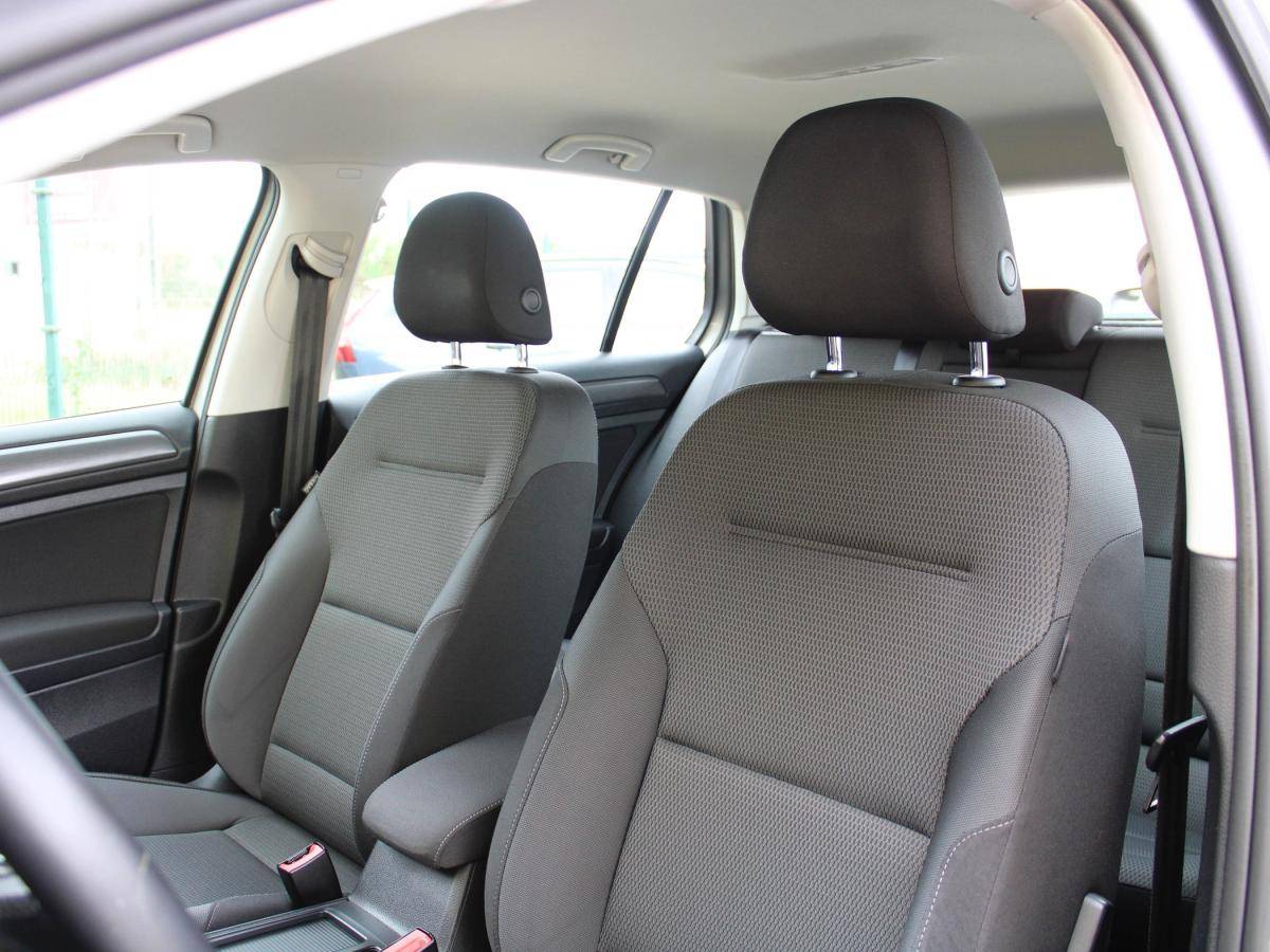volkswagen-golf-2018-diesel-1598cc