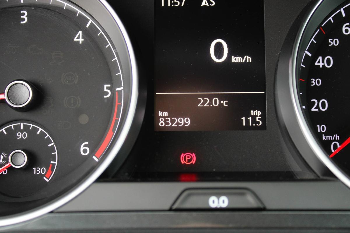 volkswagen-golf-2018-diesel-1598cc