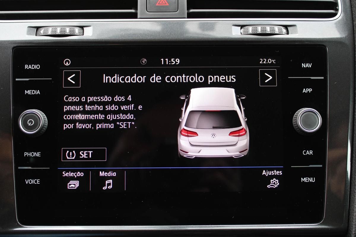 volkswagen-golf-2018-diesel-1598cc