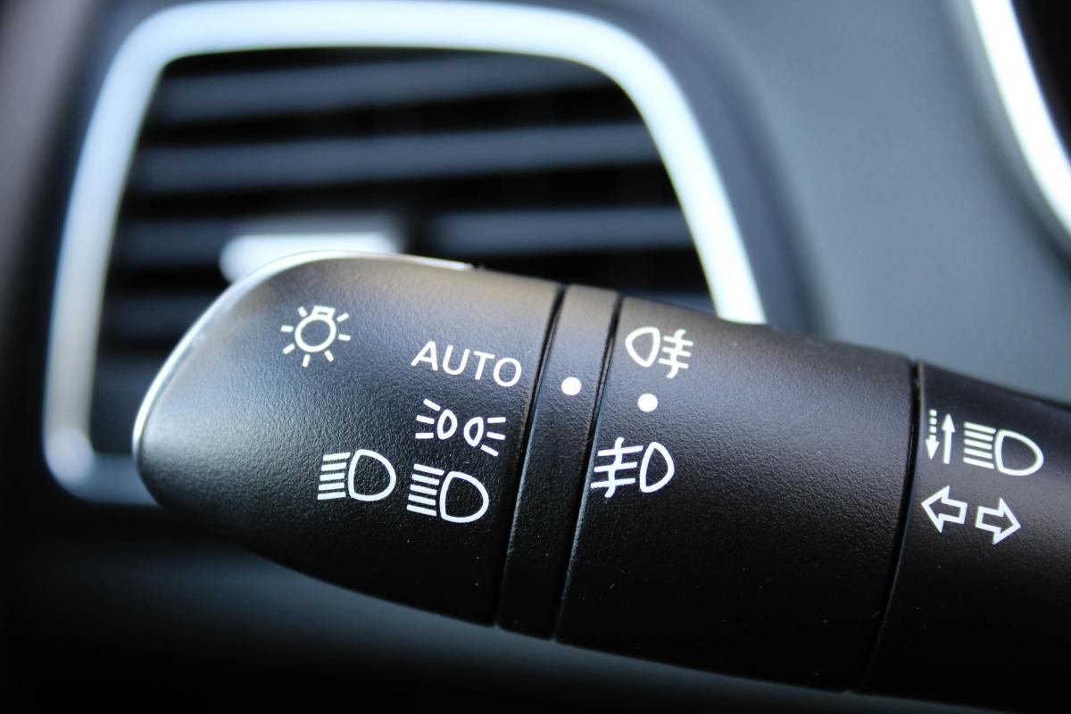 renault-megane-2023-diesel-1461cc