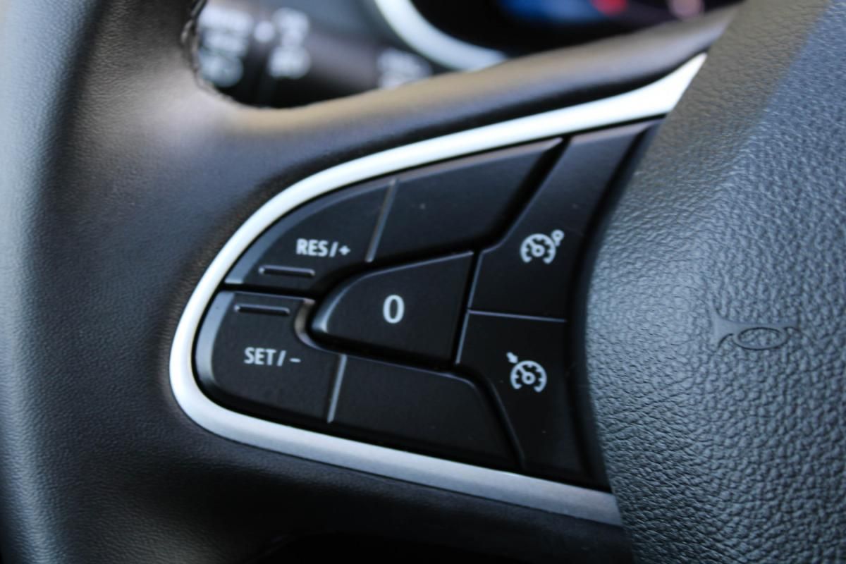 renault-megane-2023-diesel-1461cc