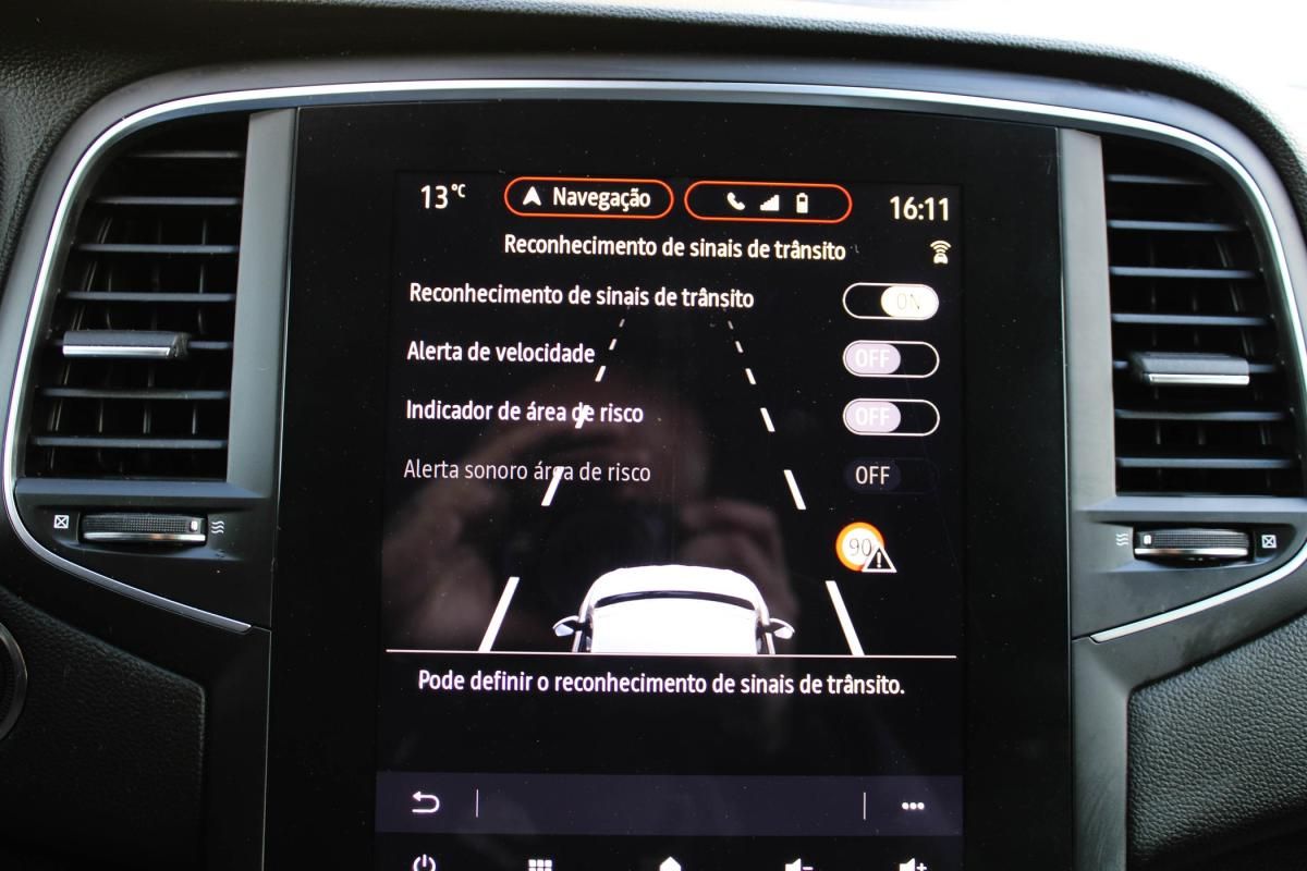 renault-megane-2023-diesel-1461cc