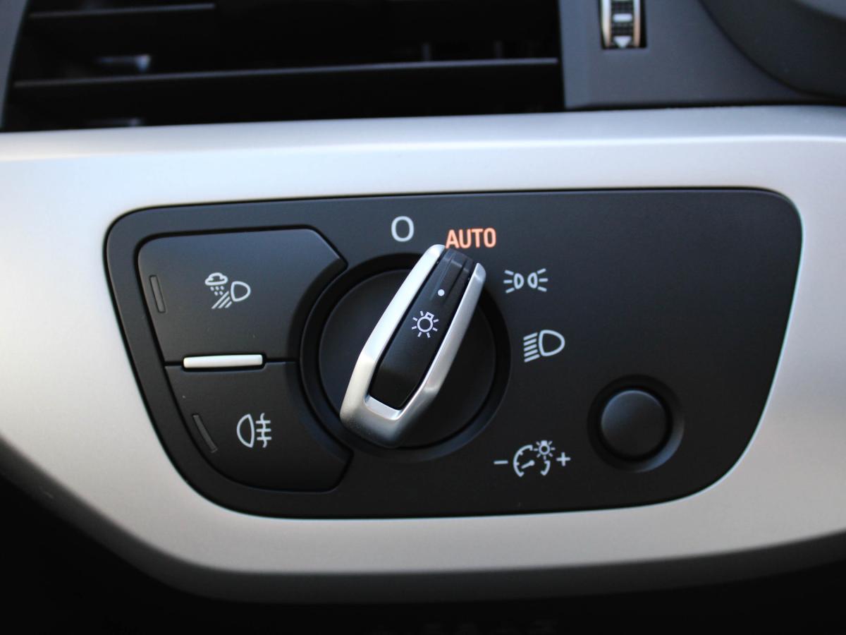 audi-a4-avant-2024-diesel-1968cc