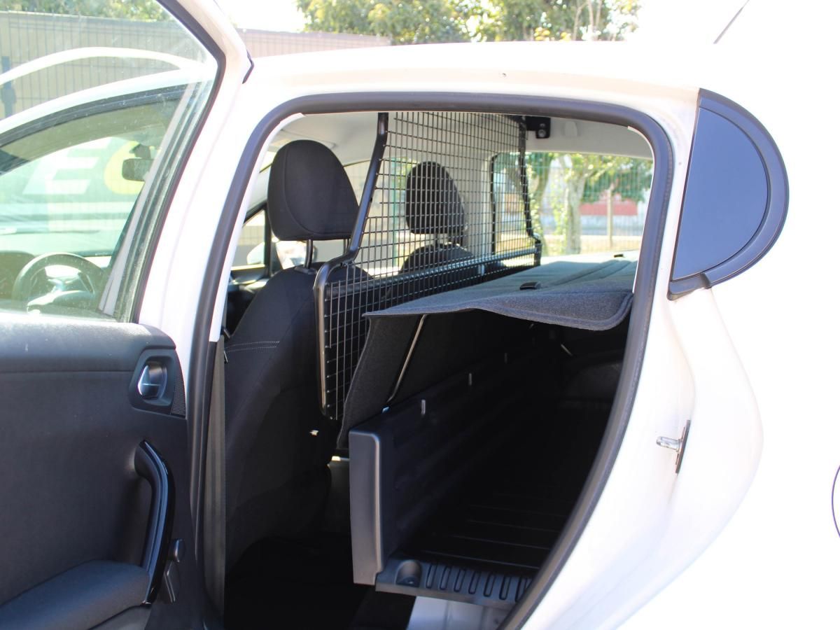 peugeot-208-2020-diesel-1499cc