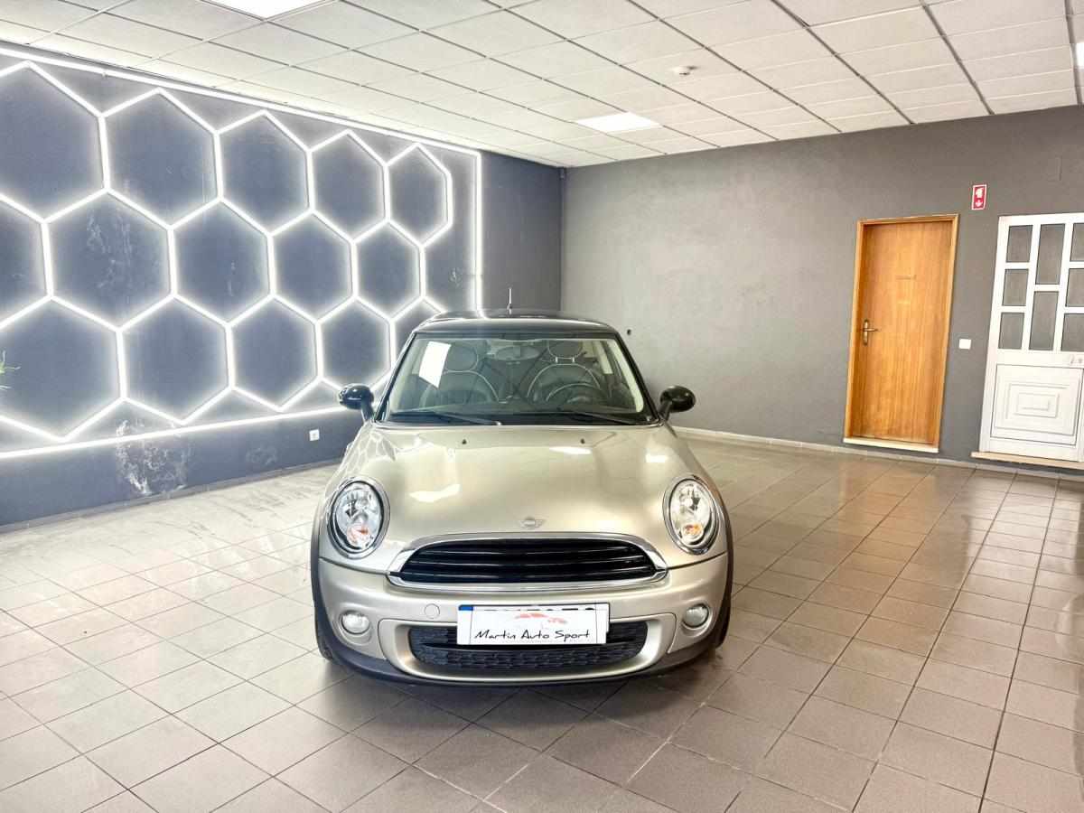 mini-hatch-d-1-6-2010-diesel-1598cc