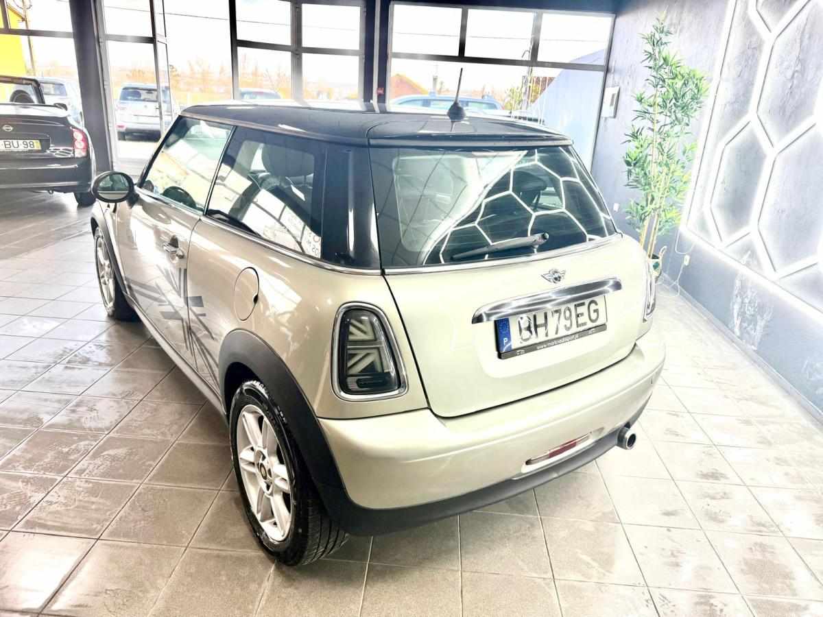 mini-hatch-d-1-6-2010-diesel-1598cc