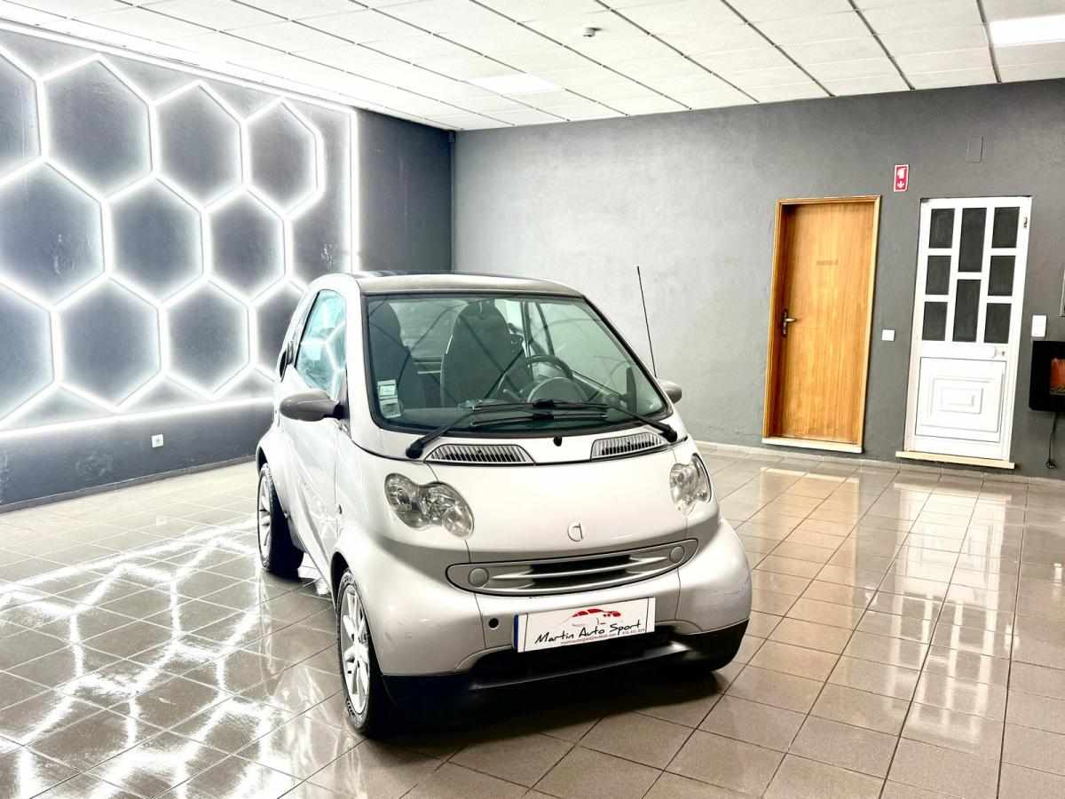 smart-fortwo-0-7-2005-gasolina-698cc