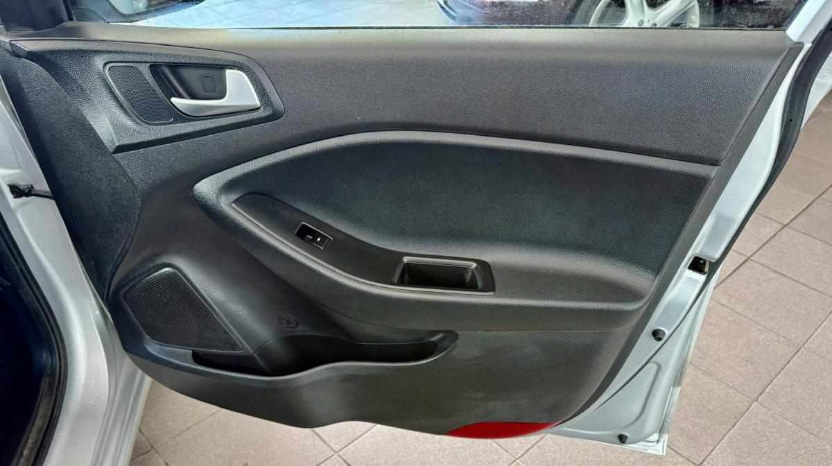 hyundai-i20-1-1-crdi-2016-diesel-1120cc