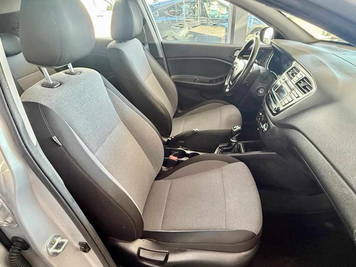 hyundai-i20-1-1-crdi-2016-diesel-1120cc