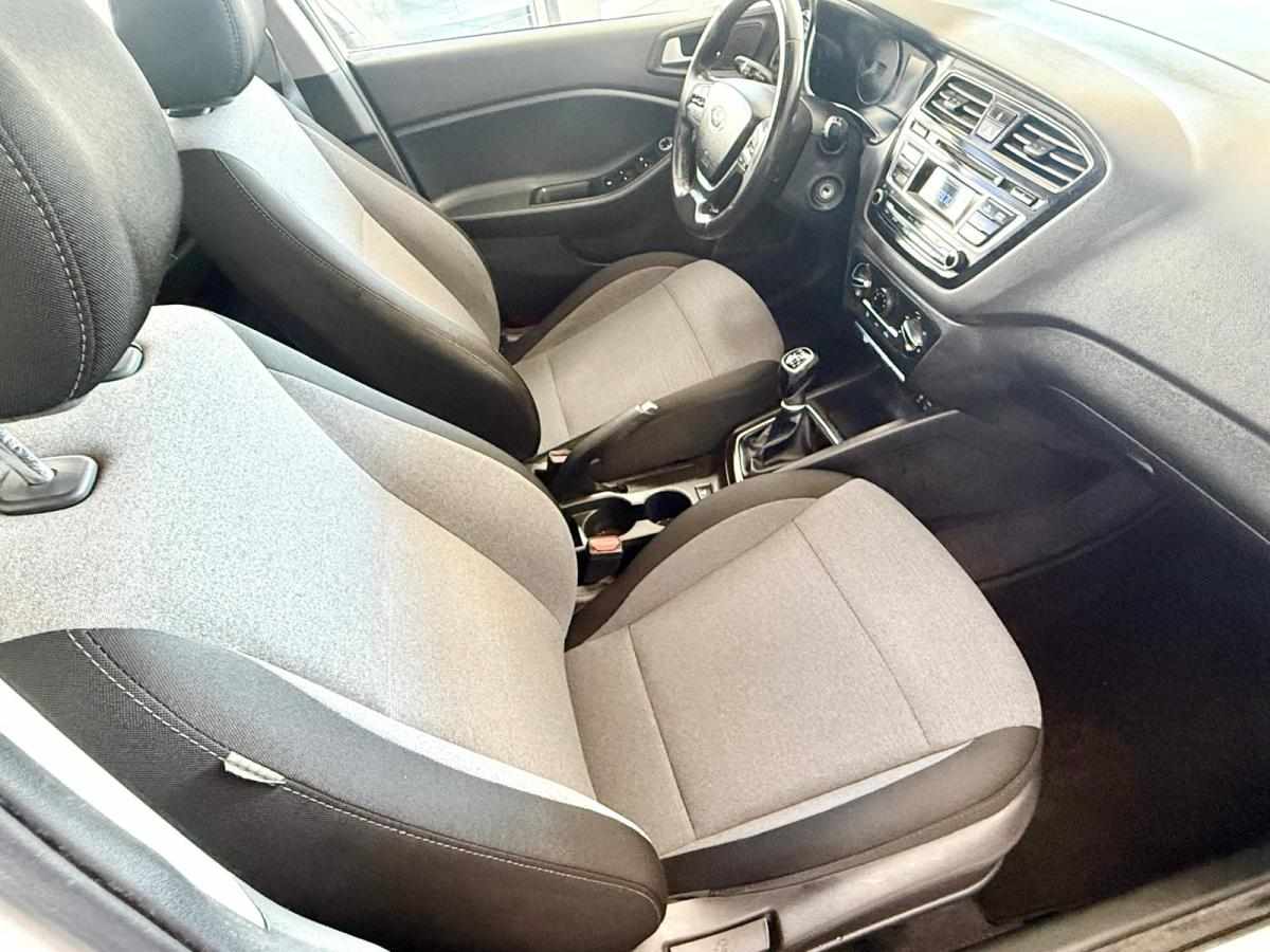 hyundai-i20-1-1-crdi-2016-diesel-1120cc