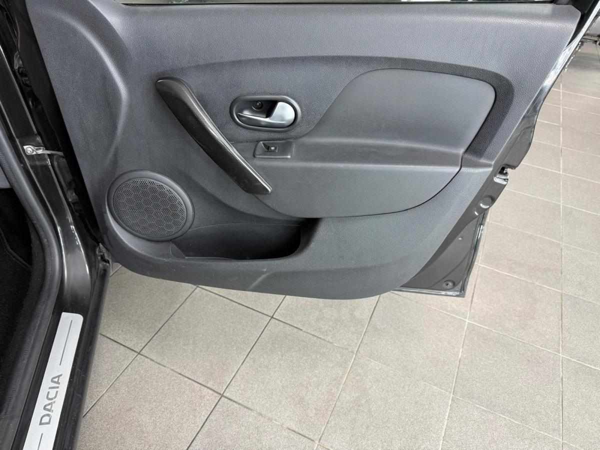 dacia-logan-0-9-tce-2017-gasolina-898cc