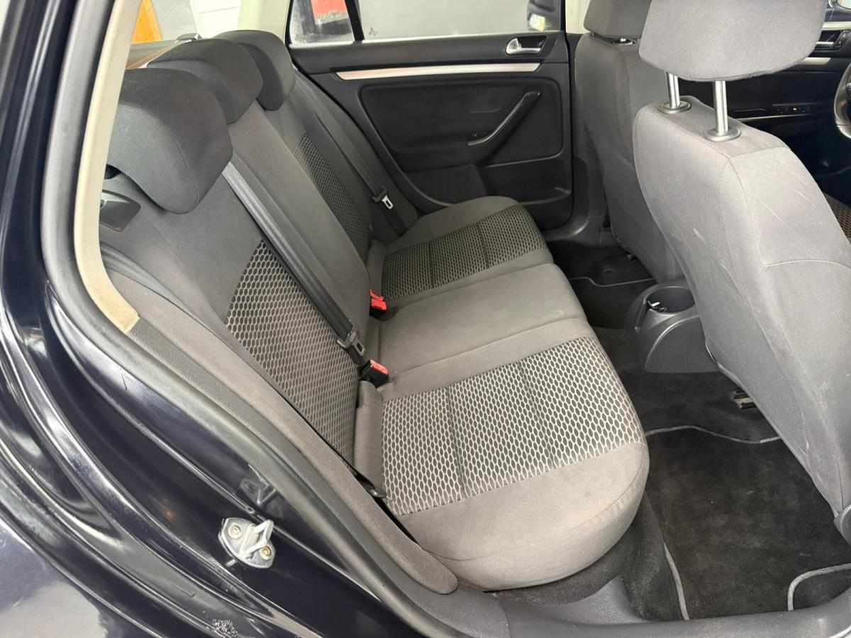 volkswagen-golf-1-6-tdi-2010-diesel-1598cc