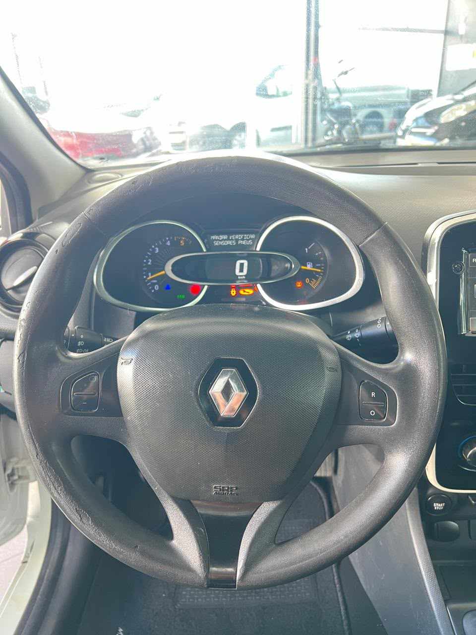 renault-clio-1-5-dci-2015-diesel-1461cc