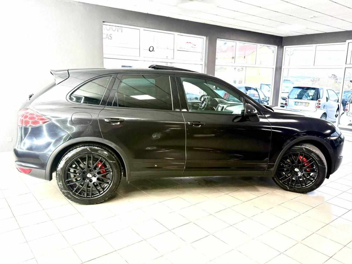 porsche-cayenne-3-0-v6-2012-diesel-2967cc