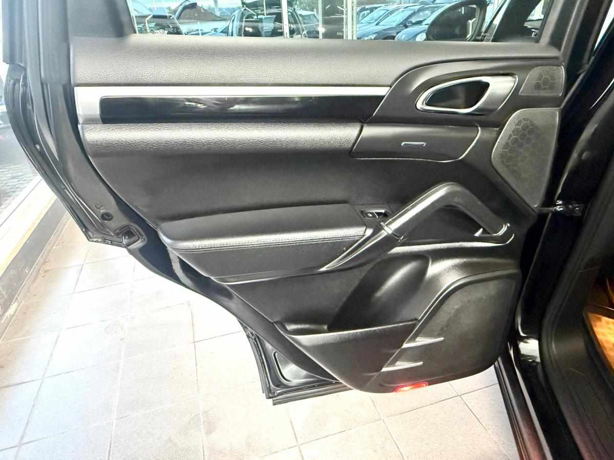porsche-cayenne-3-0-v6-2012-diesel-2967cc