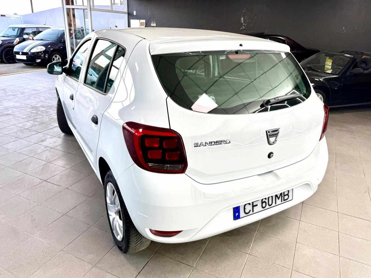 dacia-sandero-1-0-2019-gasolina-998cc