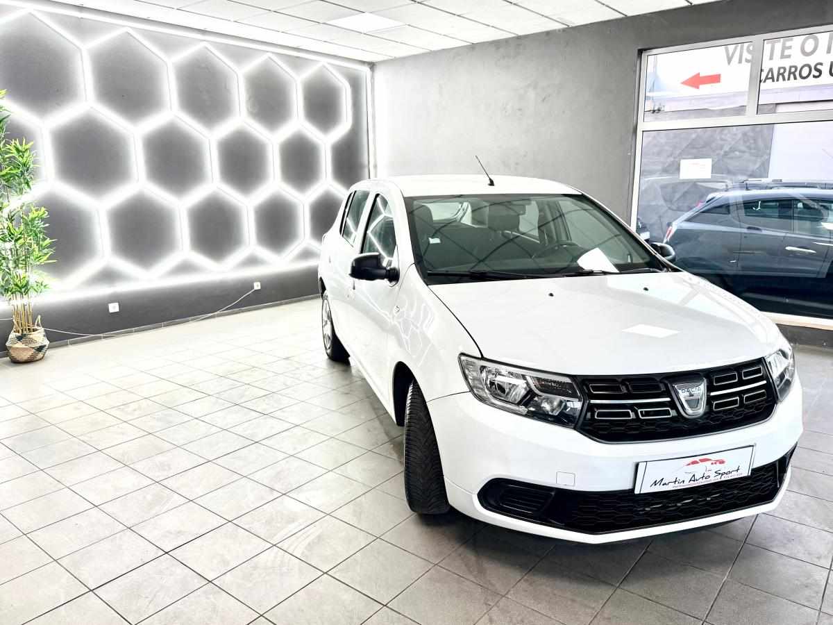 dacia-sandero-1-0-2019-gasolina-998cc