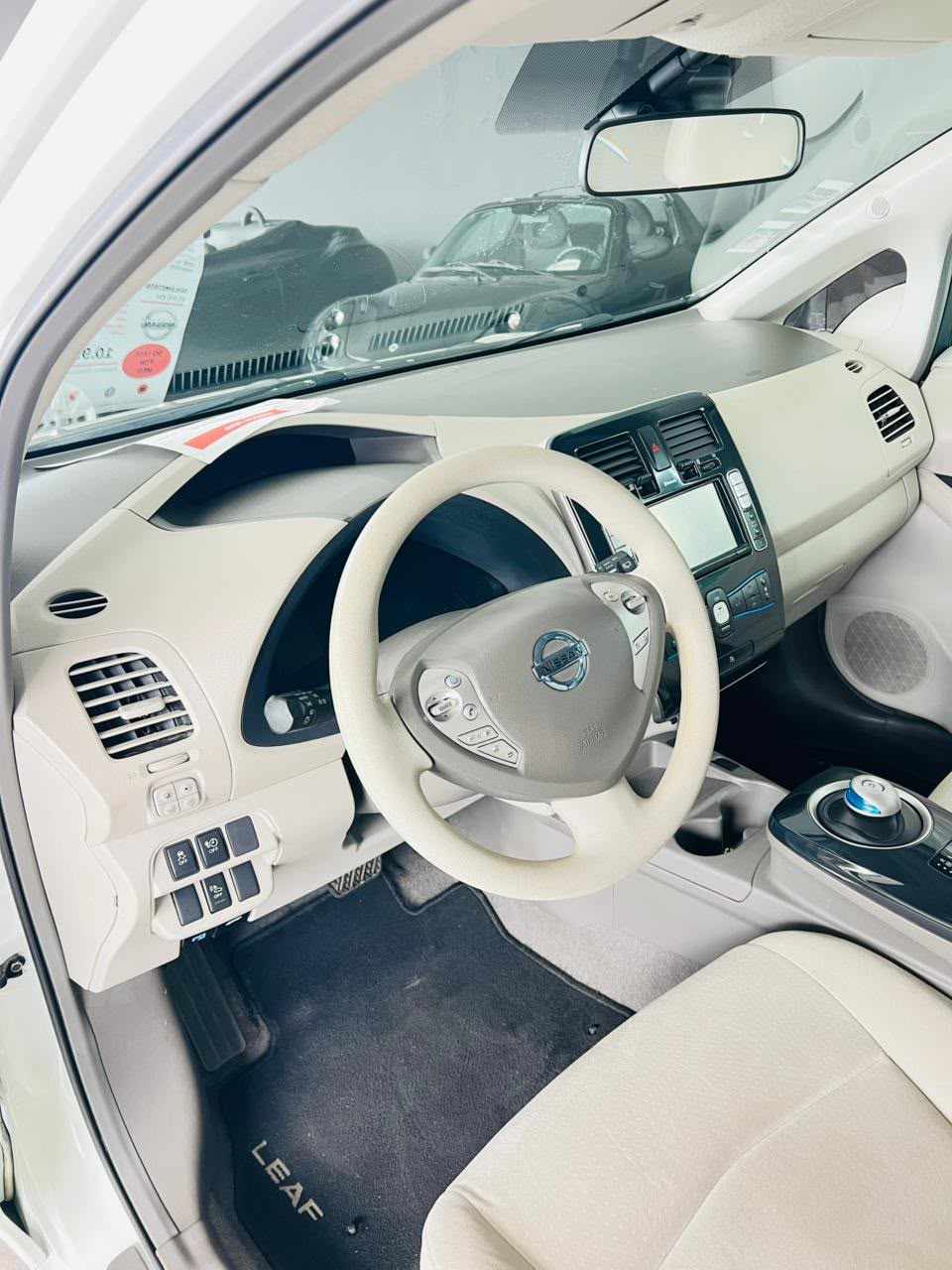 nissan-leaf-24-kwh-2013-eletrico