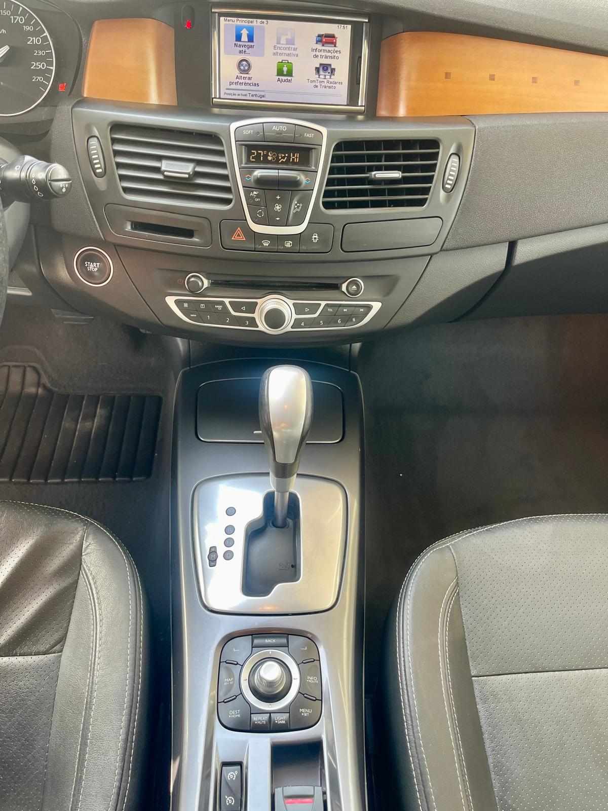 renault-laguna-2-0-dci-2010-diesel-1995cc