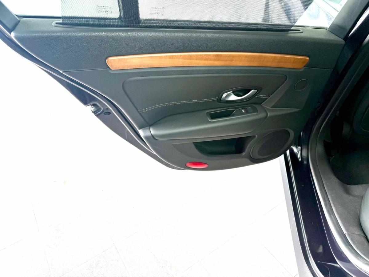 renault-laguna-2-0-dci-2010-diesel-1995cc